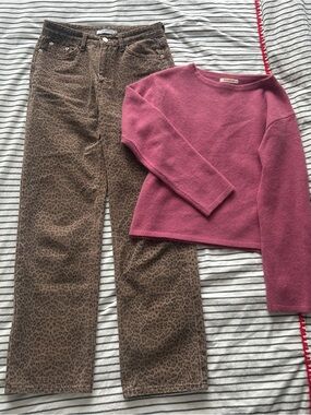 Leopard Print Brown Jeans & Pink Sweater Set